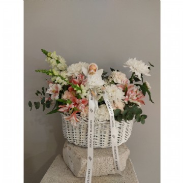 White Flowers Basket Orta Boy